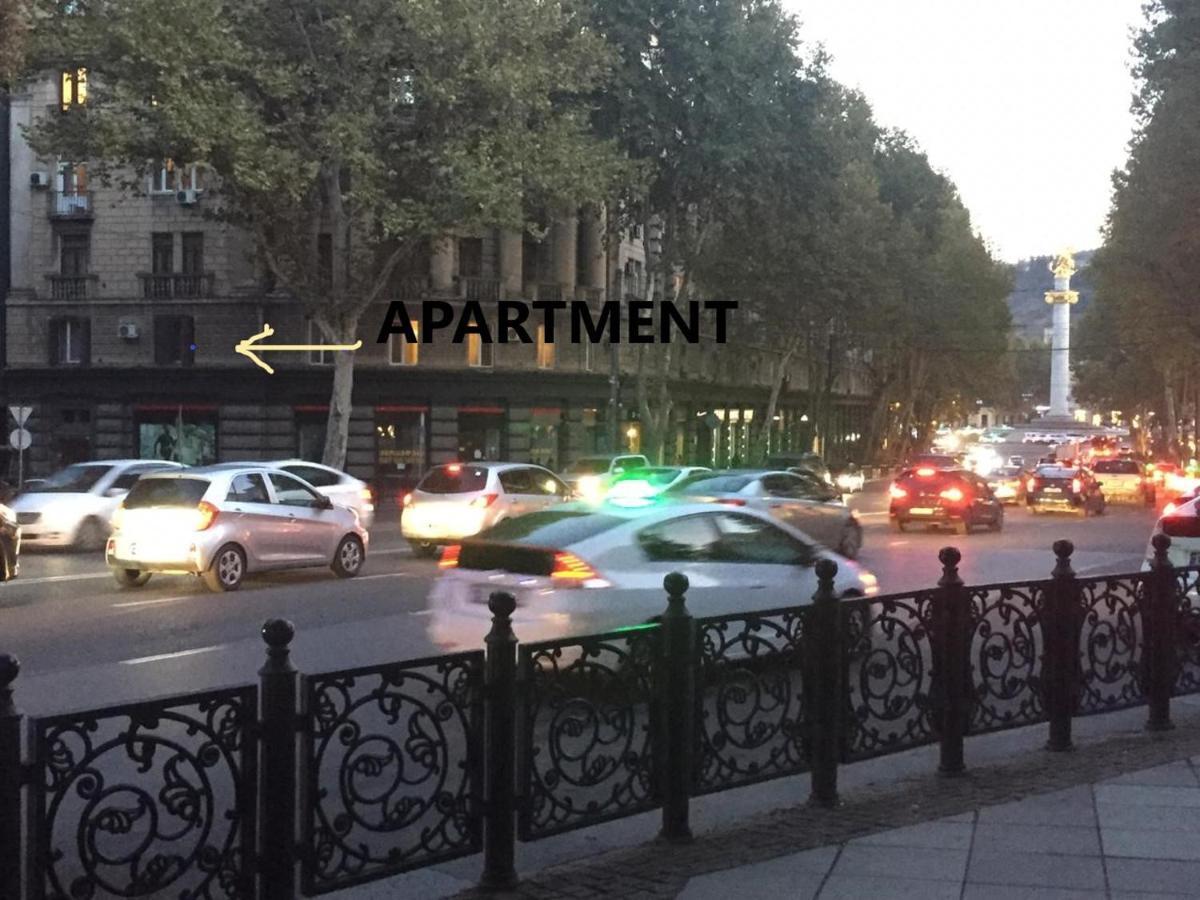 Apartment Gallery Rustaveli 1 Tbilisi Esterno foto